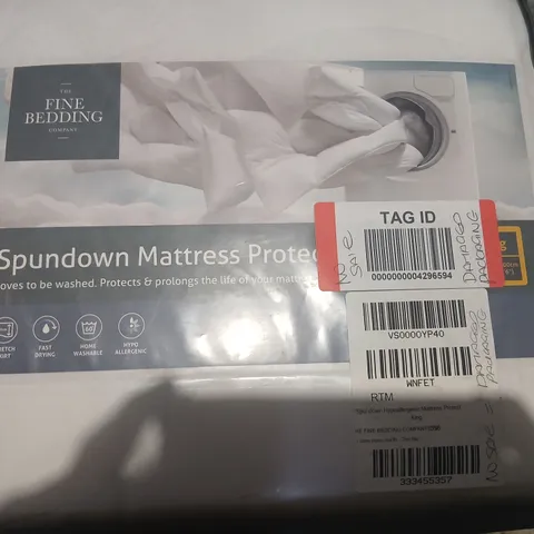 THE FINE BEDDING COMPANY SPUNDOWN MATTRESS PROTECTOR – KING SIZE, HYPOALLERGENIC