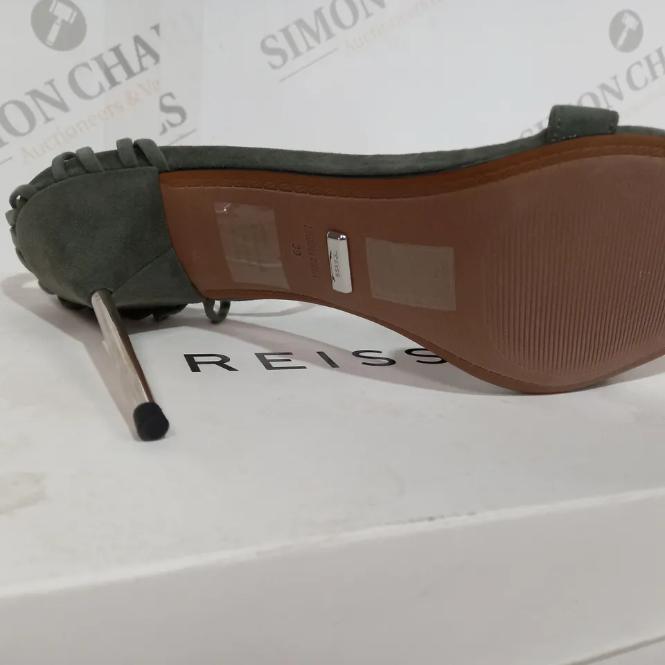 BOXED PAIR OF REISS ZHANE STRAPPY SUEDE HEELS IN GREEN SIZE 6