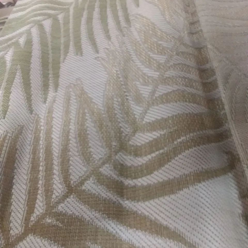 GREEN/CREAM RUG 160X120CM