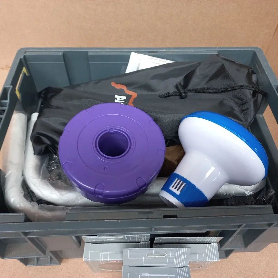 BOX OF ASSORTED ITEMS TO INCLUDE - WASHERS - STOPWATCH - HOVER BAGS