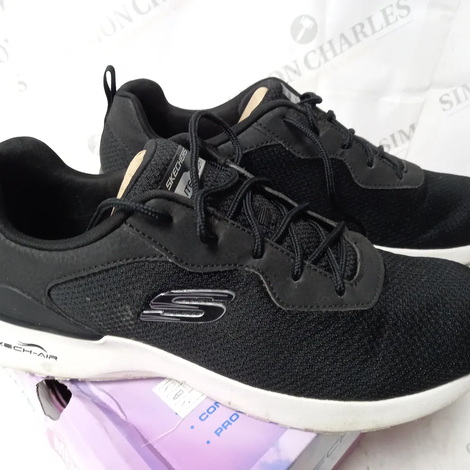 SKECHERS SKECH-AIR DYNAMIGHT RADIANT CHOICE TRAINER SIZE 8