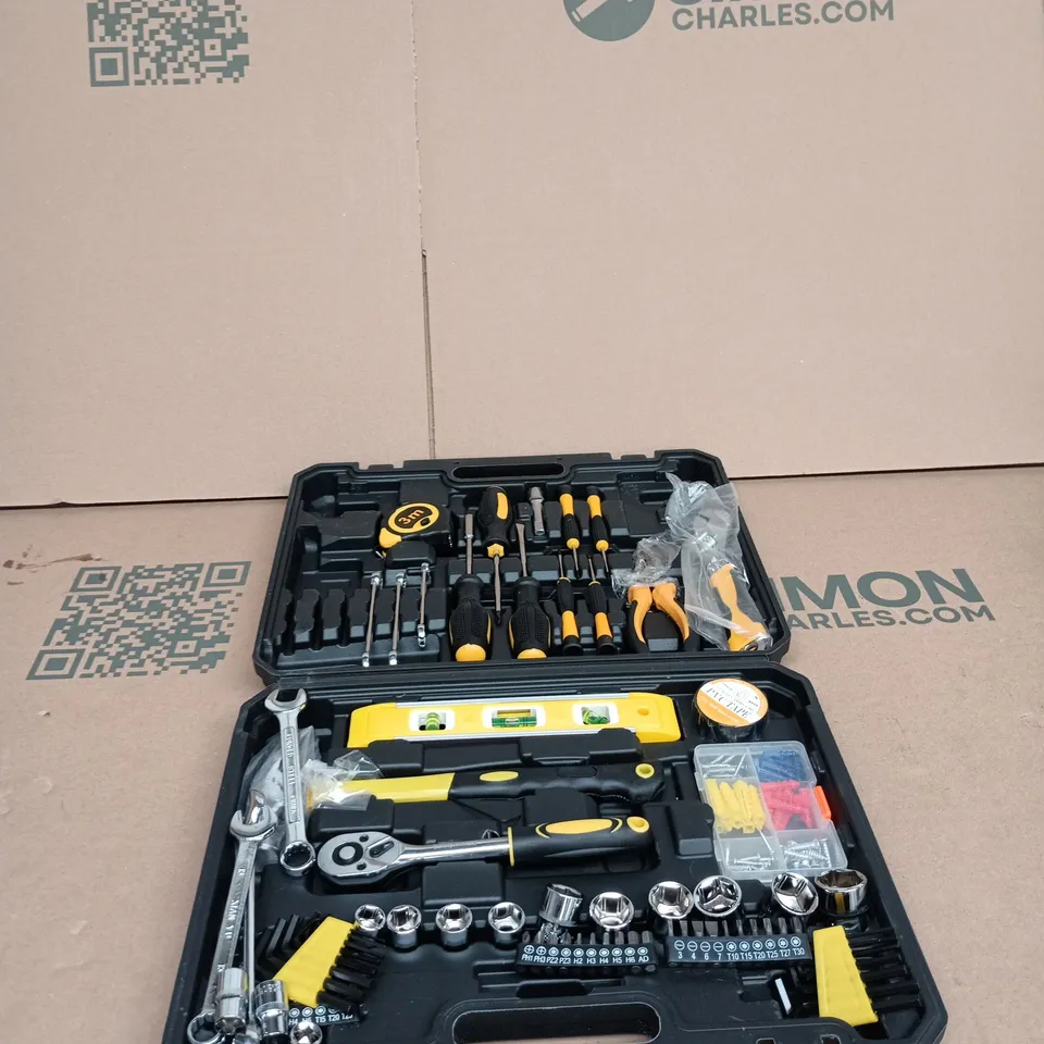 TOOL KIT SET IN YELLOW/BLACK HARD CASE – SCREWDRIVERS, SOCKETS & WRENCHES BOXED