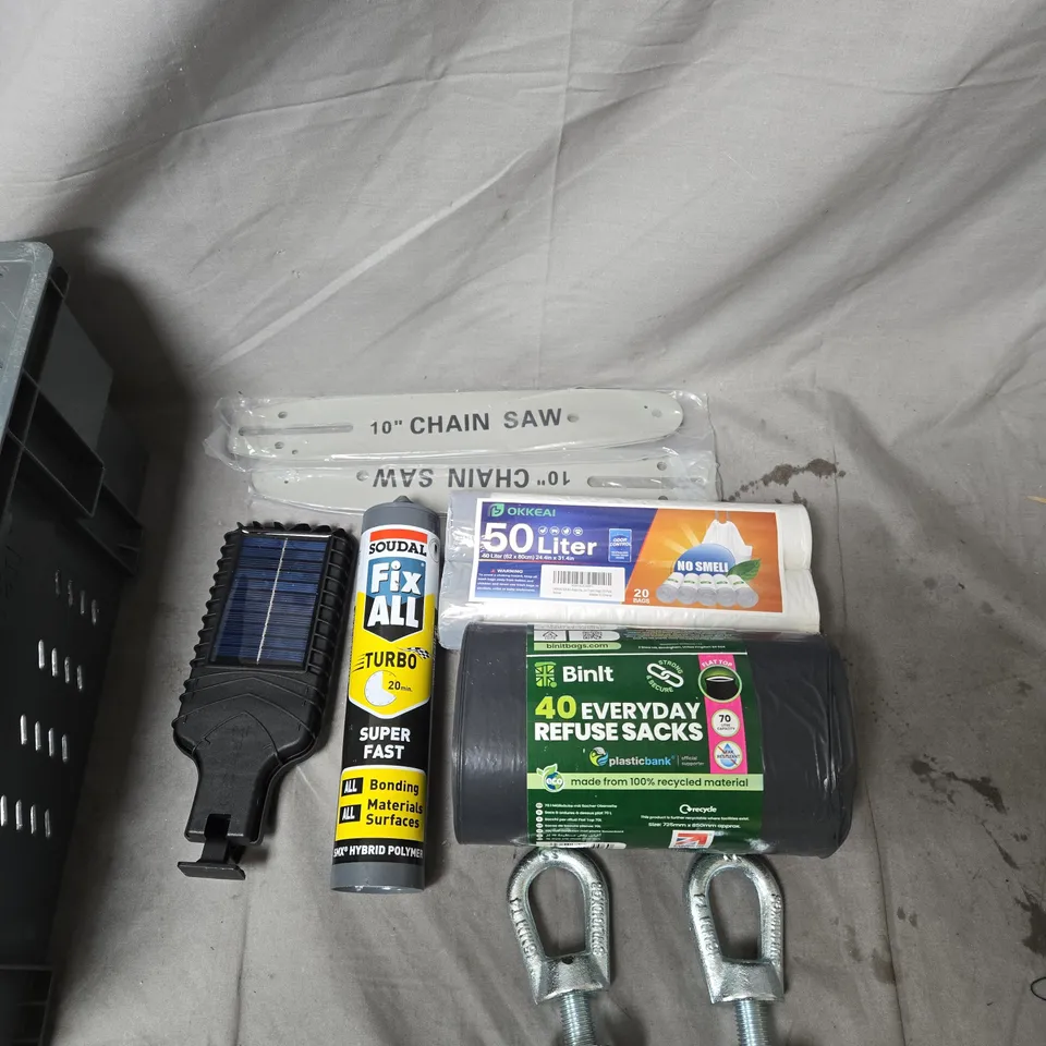 APPROXIMATELY 15 MIXED WORKSHOP ACCESSORIES