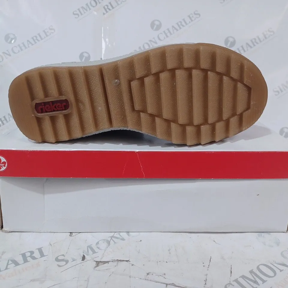 BOXED RIEKER WATER RESISTANT WARM LINED HIKING LACE UP BOOTS, NAVY - SIZE 7.5