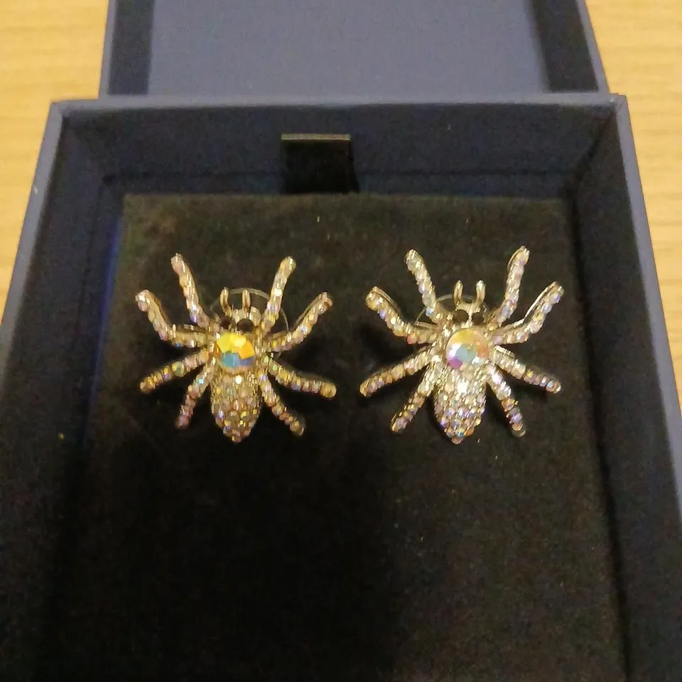 BUTLER & WILSON SMALL SPIDER EARRINGS 