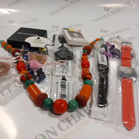 LARGE QUANTITY OF ASSORTED JEWELLERY AND ACCESSORIES