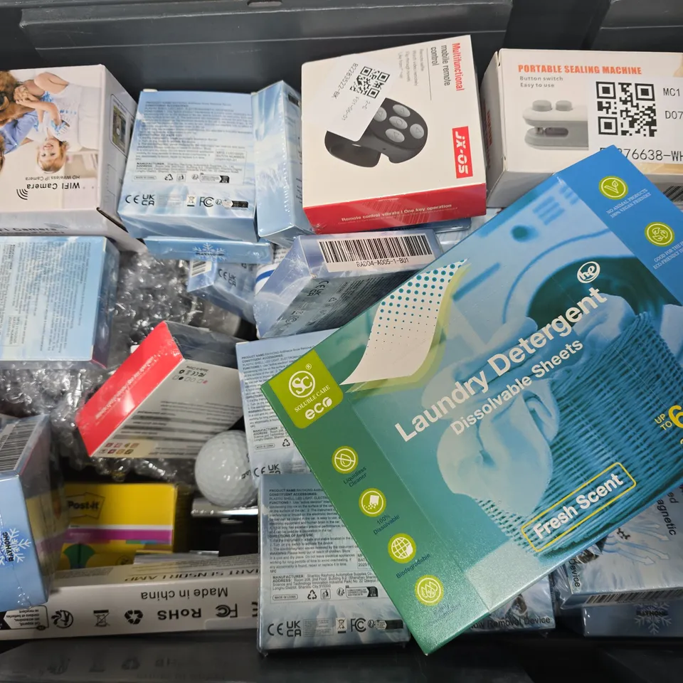 APPROXIMATELY 12 ASSORTED HOUSEHOLD ITEMS TO INCLUDE TITLEIST GOLF BALLS, WIFI CAMERA, LAUNDRY SHEETS, ETC