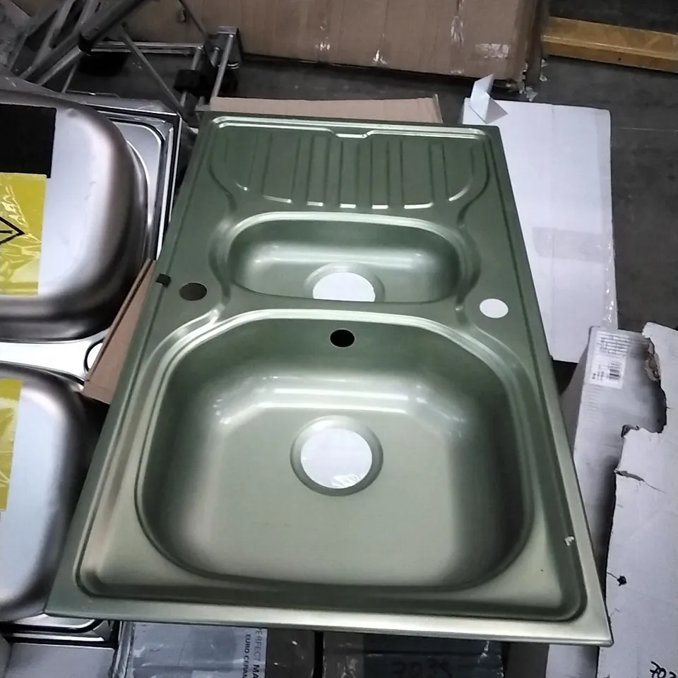 TURING 1.5 BOWL SINK AND DRAINER 