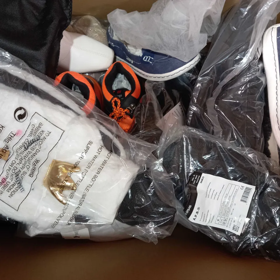 BOX OF APPROXIMATELY 15 ASSORTED PAIRS OF SHOES AND FOOTWEAR ITEMS IN VARIOUS STYLES AND SIZES TO INCLUDE BALENCIAGA, NEXT, WALLIS, ETC