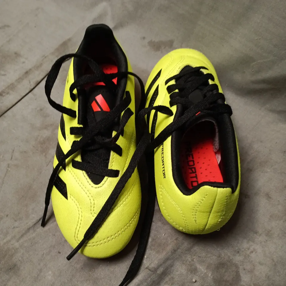 ADIDAS PREDATOR FOOTBALL BOOTS – NEON YELLOW/BLACK (KIDS) - UK 11.5K