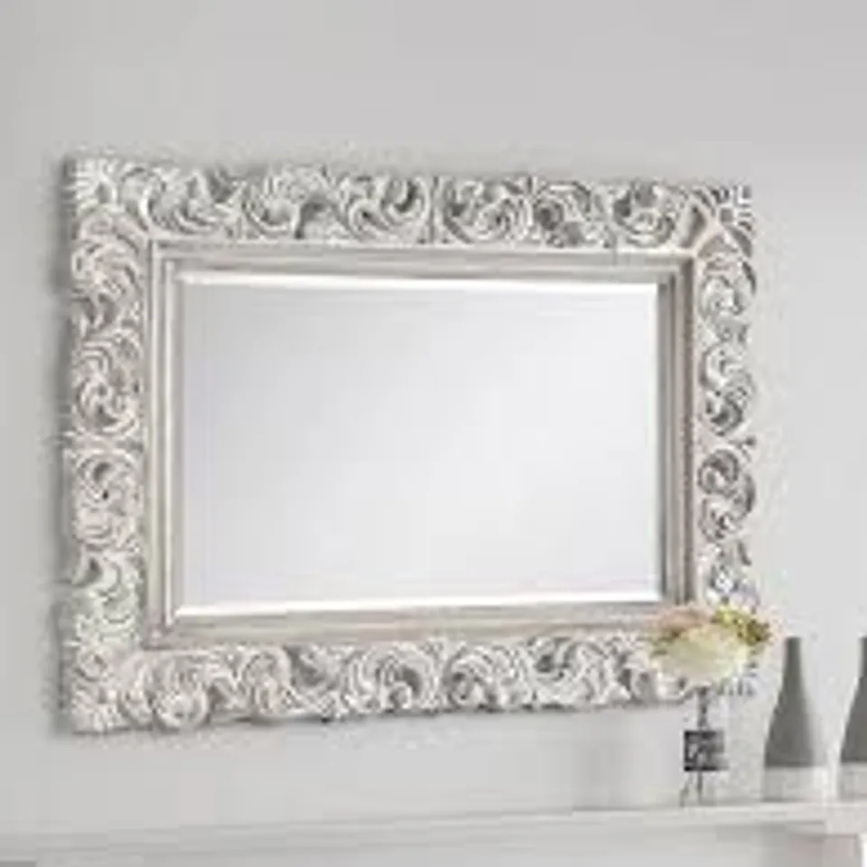 ANTIQUE DISTRESSED WALL MIRROR