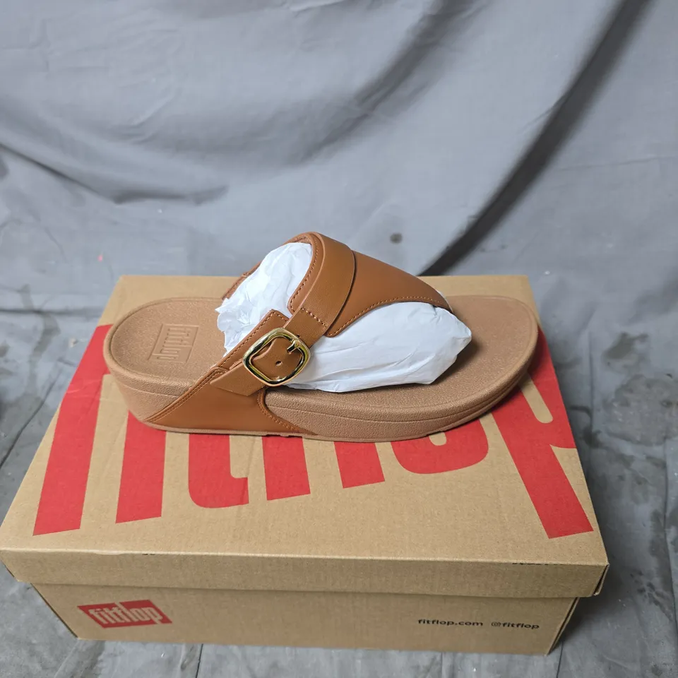 FITFLOP TAN LEATHER BUCKLE-STRAP SANDALS – UK 6, WOMEN