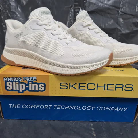 BOXED PAIR OF SKECHERS BOBS SQUAD SHOES IN WHITE SIZE 6.5