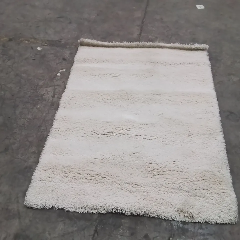 QUALITY DESIGNER AREA RUG - APPROXIMATELY 170CM X 120CM - CREAM 