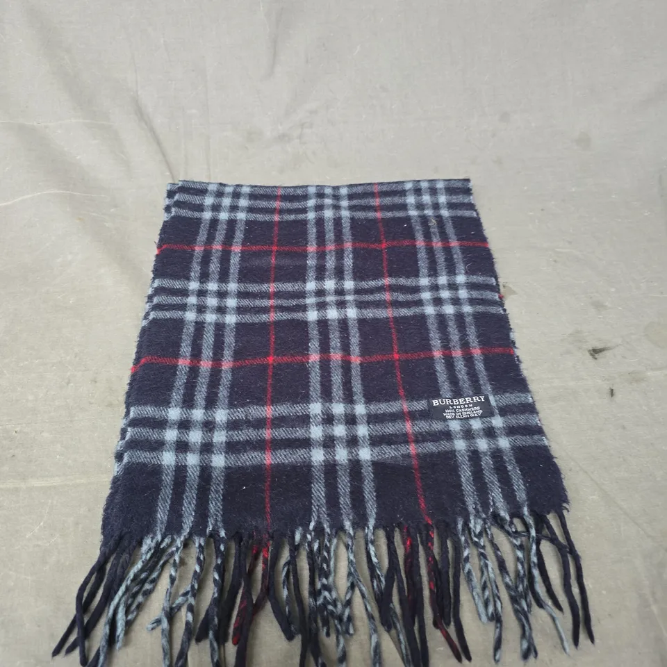 BURBERRY SCARF – NAVY TARTAN CASHMERE