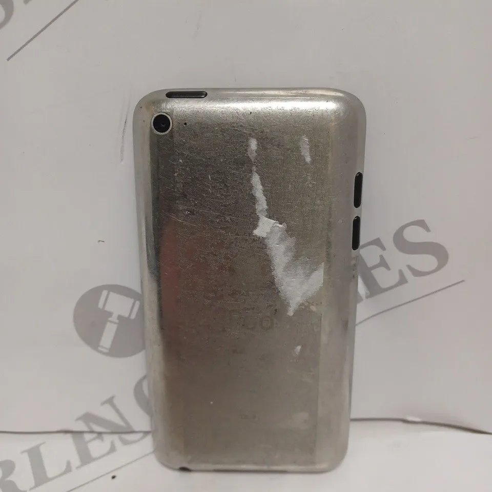 APPLE ORIGINAL IPOD TOUCH 