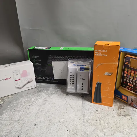 APPROXIMATELY 30 ASSORTED ITEMS TO INCLUDE VTECH KIDS SMARTPHONE, FLOSSJET ORAL IRRIGATOR, RAZWER ORNATA V3 X, ETC