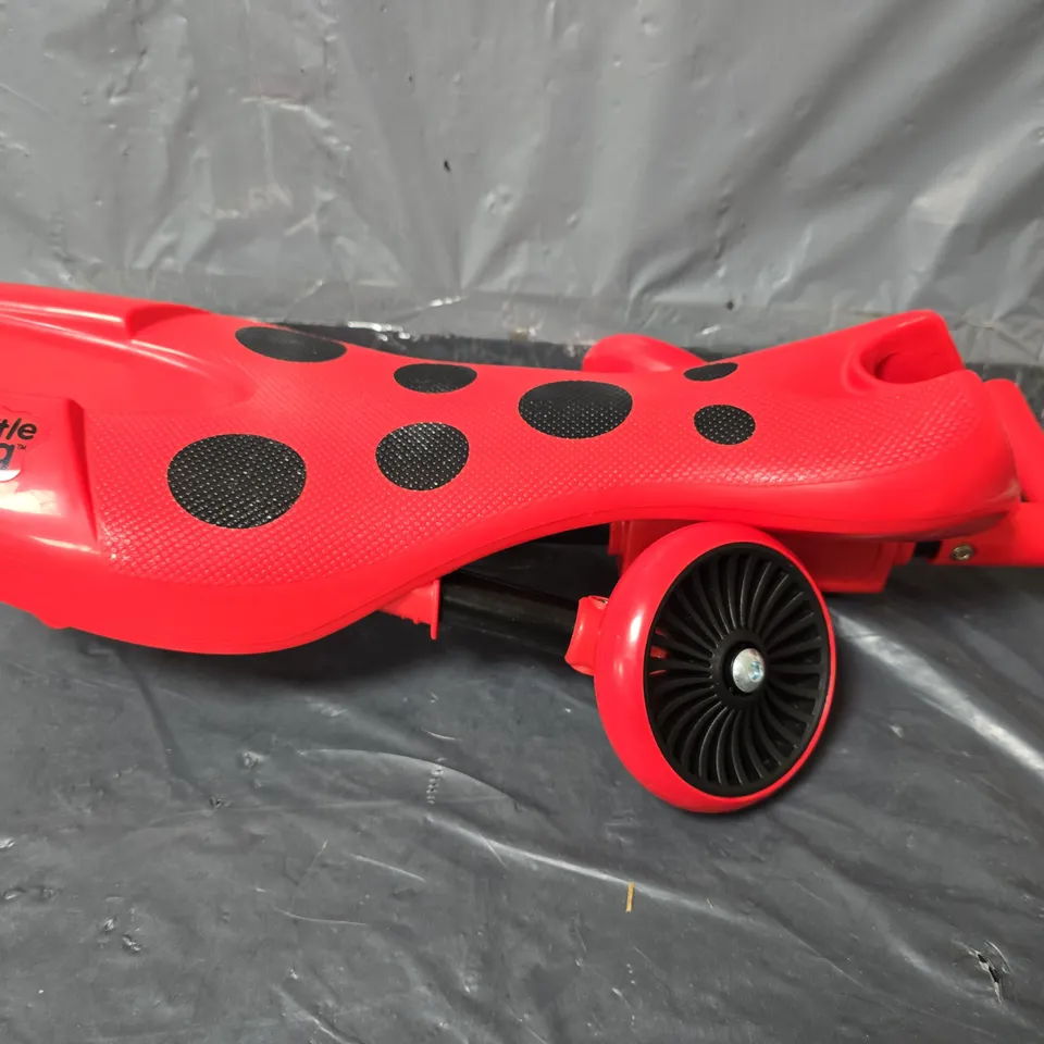 SCUTTLE BUG 3 WHEEL SCOOTER - RED