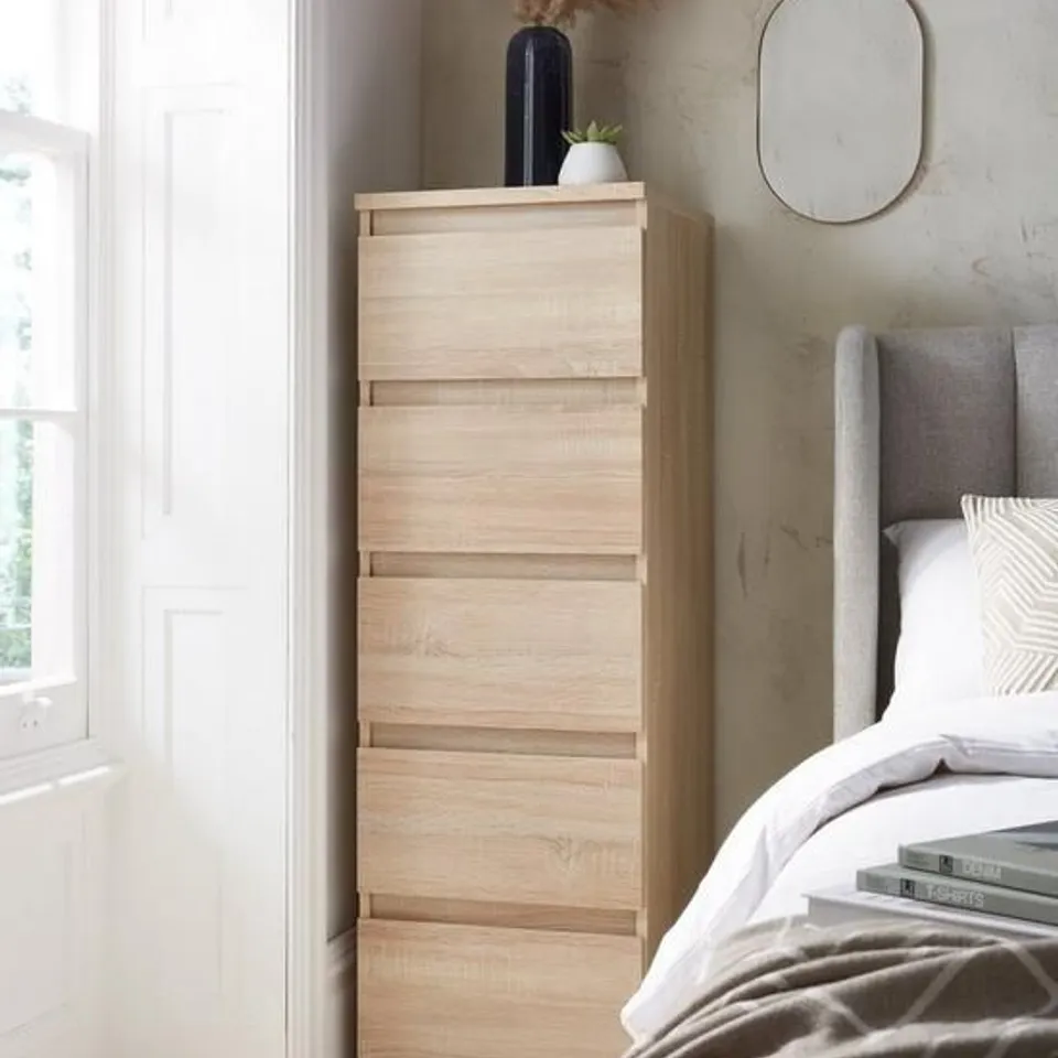 BOXED LISSON 5 DRAWER NARROW CHEST IN OAK - 1OF1