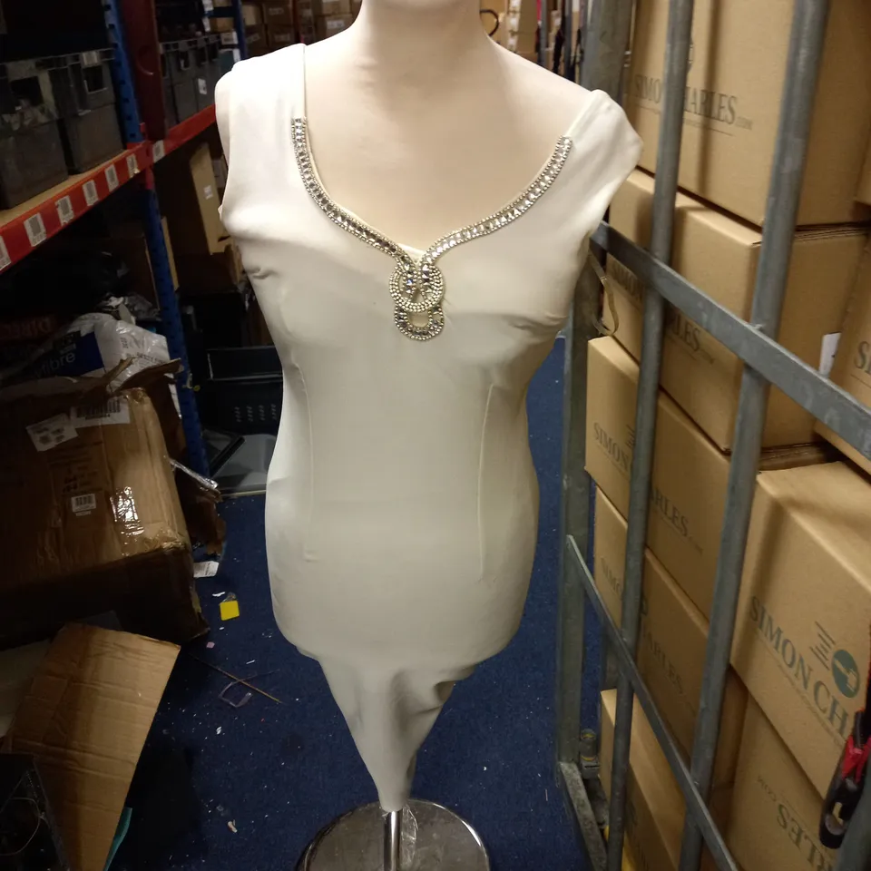 BRAND NEW PARTY 21 EXCLUSIVE WHITE LONG DRESS