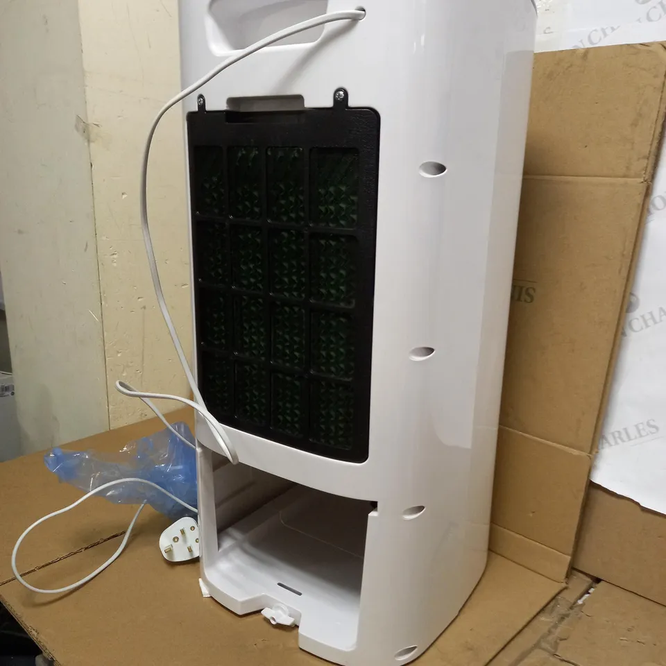 BLACK+DECKER 7 LITRE PORTABLE AIR COOLER