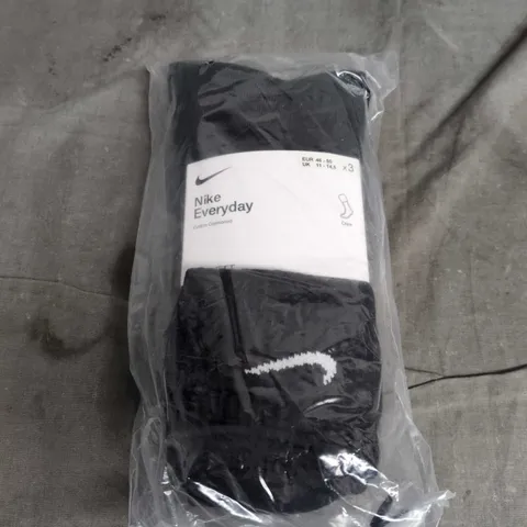 BAGGED NIKE EVERYDAY CREW SOCKS - X3 - SIZE XL