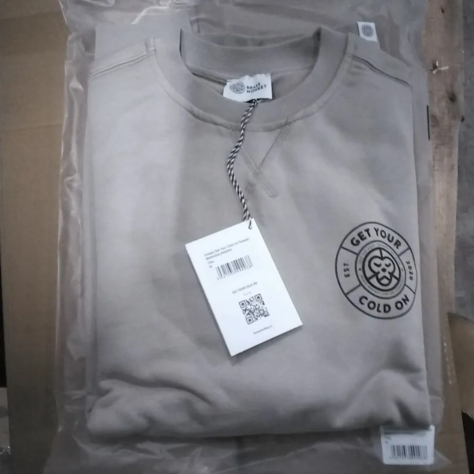 BOX OF MIXED ASSORTMENT OF BRAND NEW BRASS MONKEY CLOTHING ITEMS INCLUDING - SWEATS - SIZES M - APPROXIMATELY X20 ITEMS