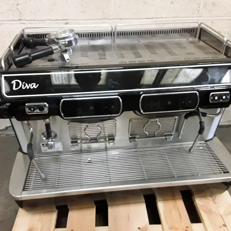 CARIMALI DIVA 2 GROUP COMMERCIAL COFFEE MACHINE