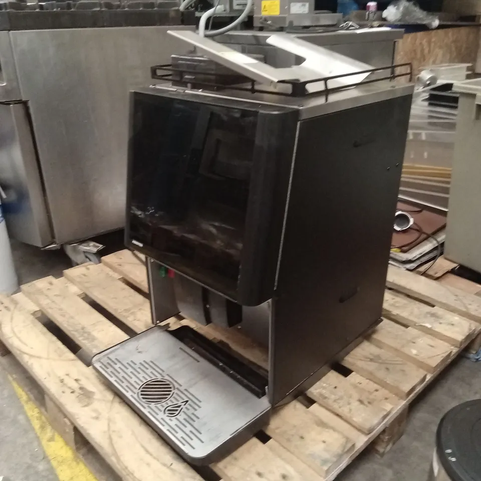 COFFETEK VITRO X3 COMMERCIAL COFFEE MACHINE