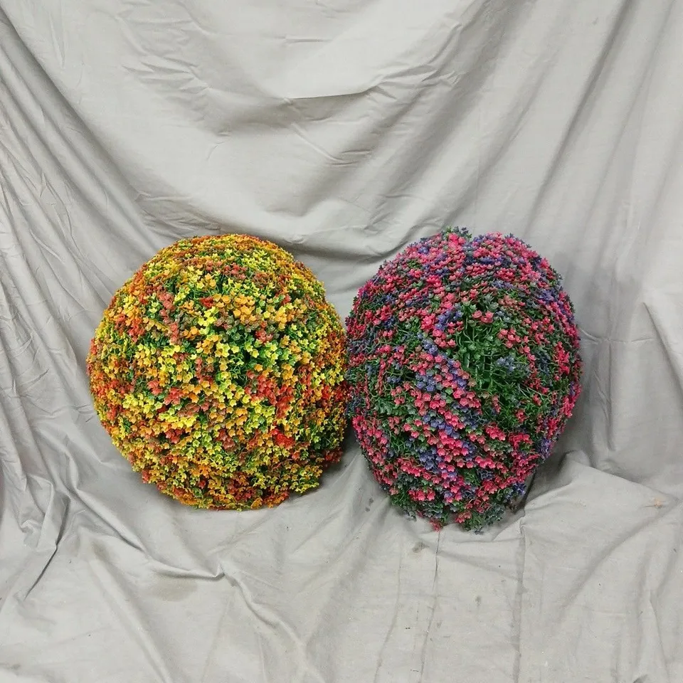 BOX OF APPROXIMATELY 8 ASSORTED ARTIFICIAL FLOWER DISPLAYS