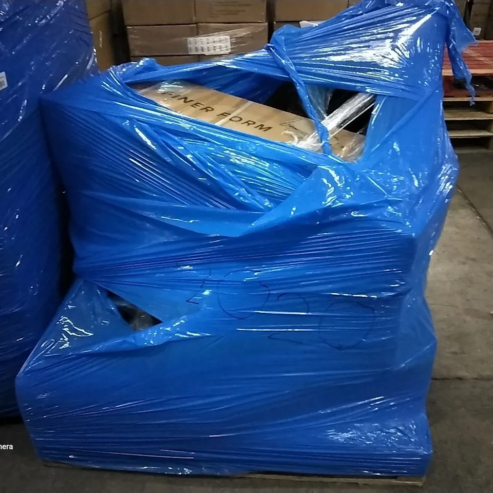 PALLET OF ASSORTED ITEMS INCLUDING FINER FORM WEIGHT BENCH, VESGANTTI, MAGIC LIFE EXERCISE BIKE