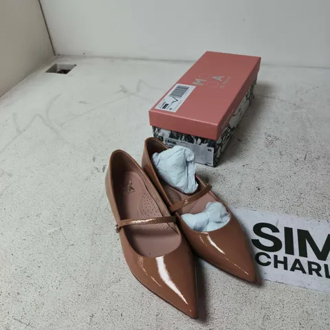 MODA IN PELLE MARY JANE PATENT LEATHER FLATS β FLOWER CAMEO, BOXED, EU 40 UK 6.5
