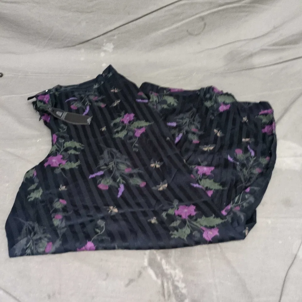 DISTURBIA CASSANDRA SATIN STRIPE THISTLE PRINT TROUSER IN BLACK SIZE 20