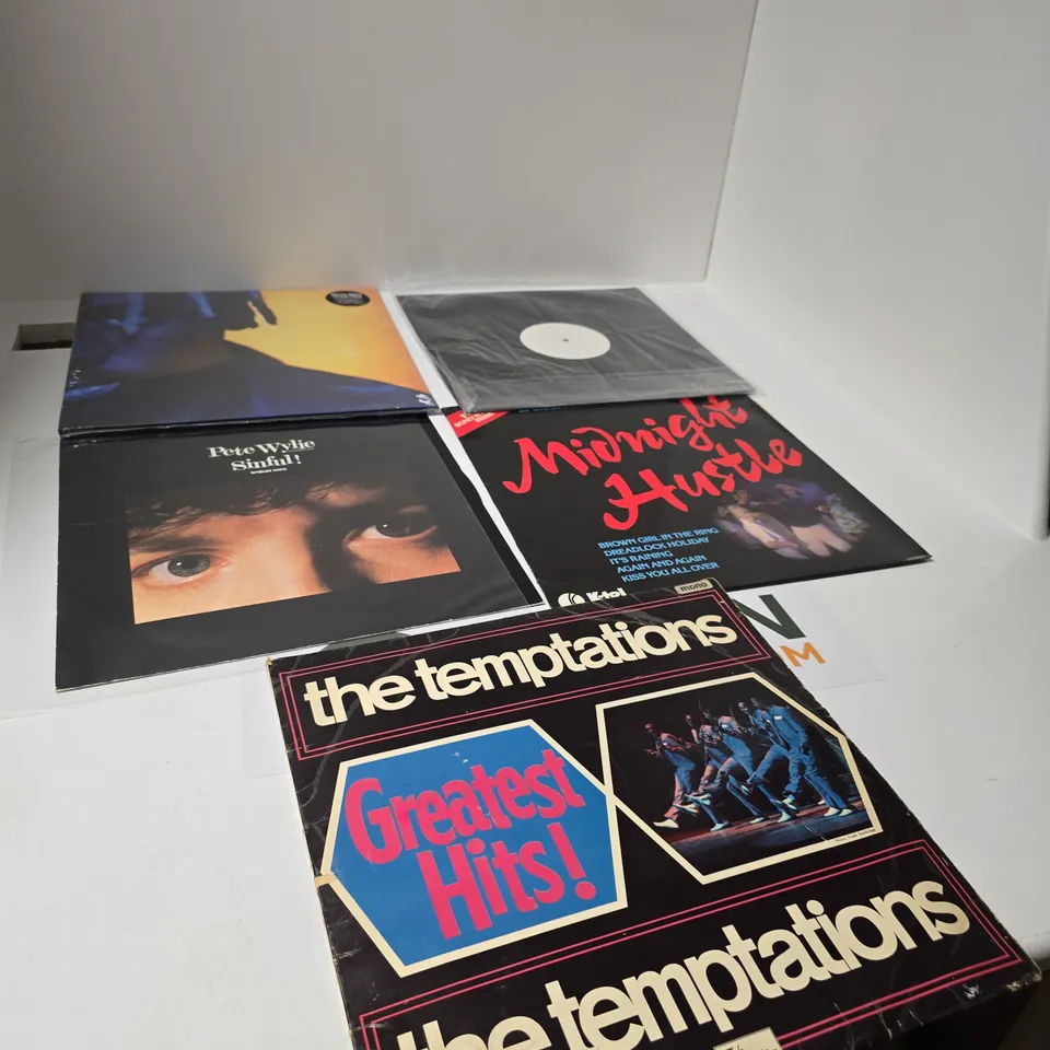 APPROXIMATELY 10 X VINYL LP INCLUDING PETER WYLIE . THE TEMPTATIONS AND ABBA GOLD