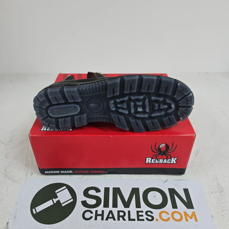 BOXED PAIR OF REDBACK BOBCAT TPU SAFETY BOOTS IN BLACK - UK 10.5