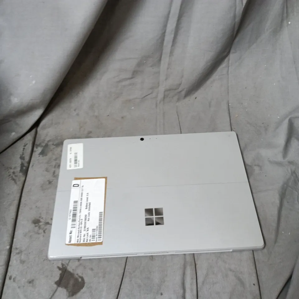 MICROSOFT SURFACE PRO 5 TABLET – I5, 8GB RAM, 256GB, 12.3" DISPLAY, NO KEYBOARD