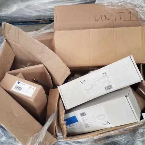 PALLET CONTAINING ASSORTED BATHROOM PRODUCTS