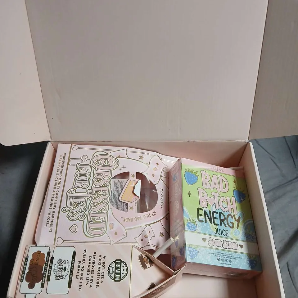 P. LOUISE BEAUTY GIFT SET 