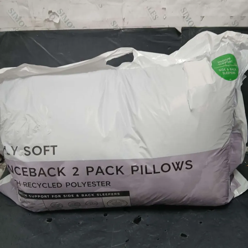 M&S SIMPLY SOFT BOUNCEBACK 2 PILLOW PACK 