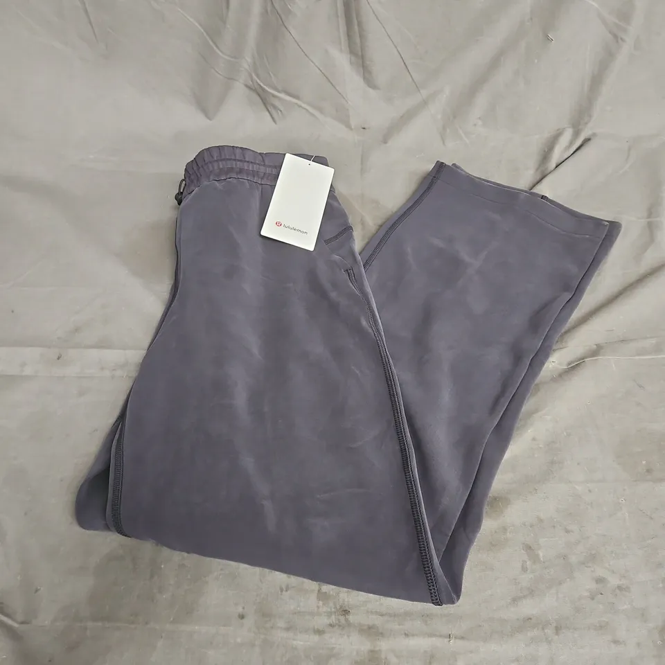 LULULEMON SOFTSTREME HIGH-RISE PANT REGULAR IN BLACK SIZE 6