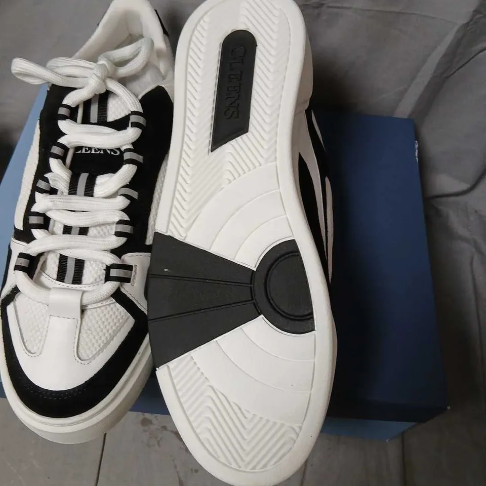 CLEANS ESSENTIAL SKATE EVO MONOCHROME SNEAKERS – UK 9.5