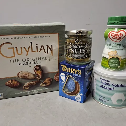 TOTE OF APPROX 10 ASSORTED FOOD ITEMS TO INCLUDE - GUYLIAN , COW & GATE INFANT MILK , CHRISTMAS NUTS ETC