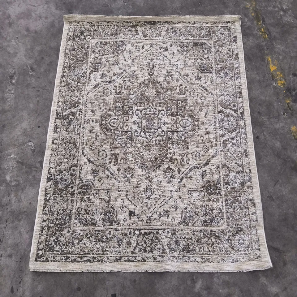 RECTANGULAR PATTERNED AREA RUG WITH DISTRESSED GREY FINISH (120X160CM)