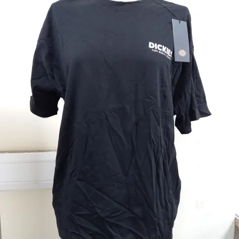 DICKIES SHOAL CREEK BOXY TEE IN BLACK - LARGE