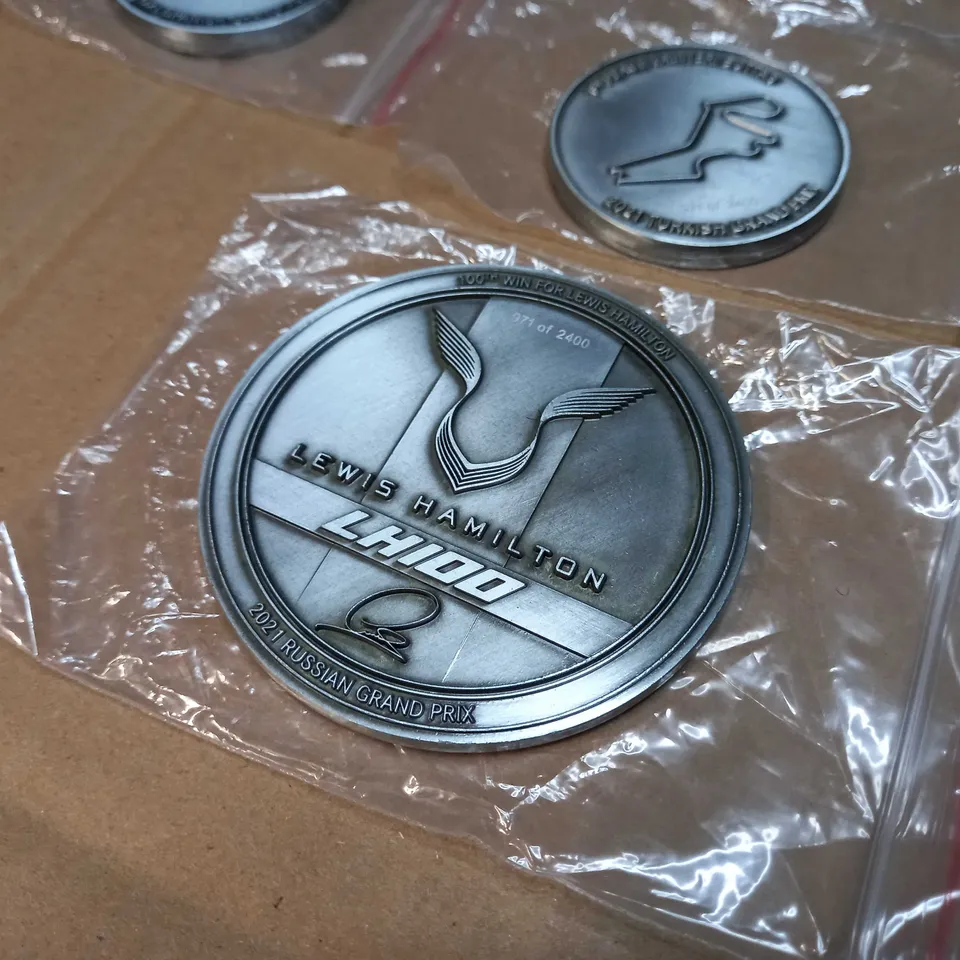 LEWIS HAMILTON WINNERS MEDAL SET