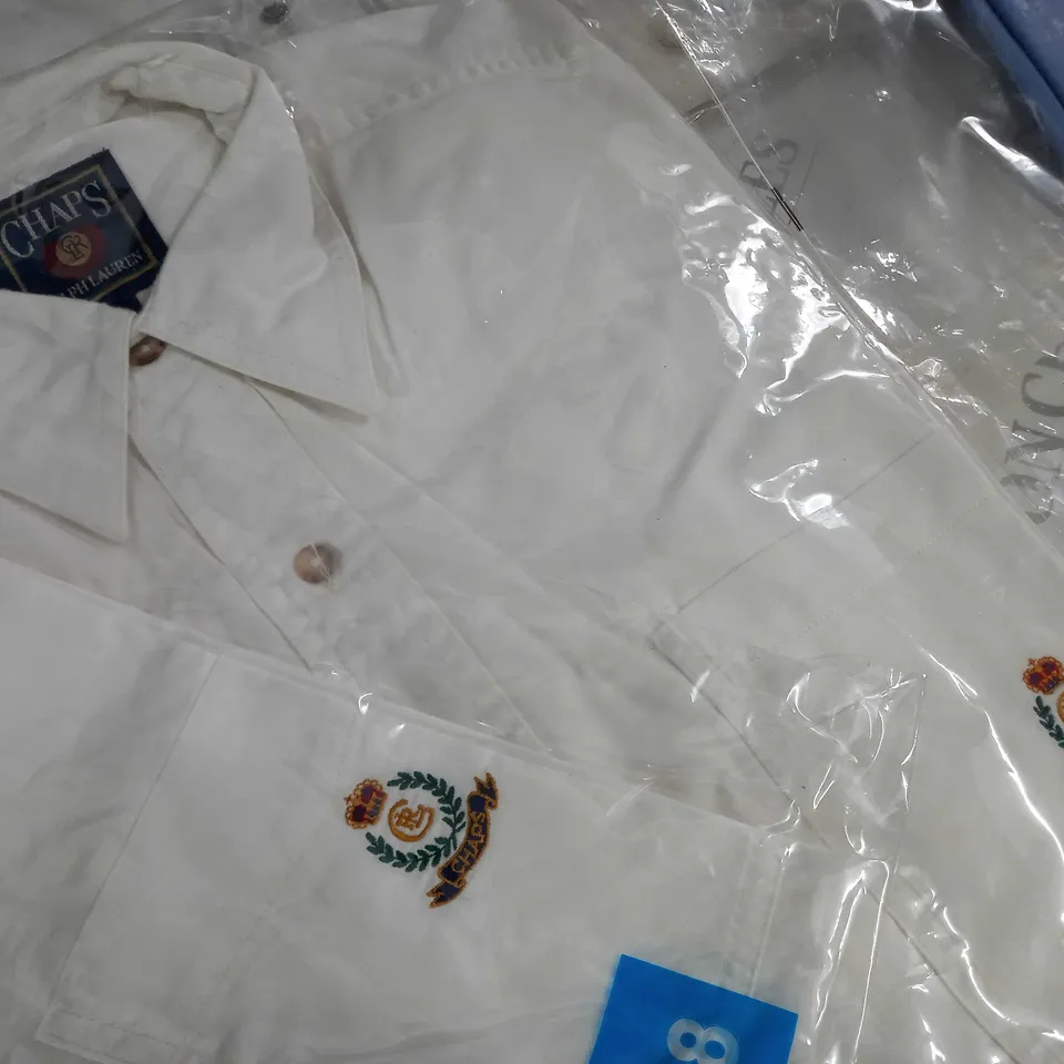 LOT OF 8 ASSORTED BAGGED CLOTHING ITEMS TO INCLUDE VERSACE AND RALPH LAUREN - VARIOUS SIZES