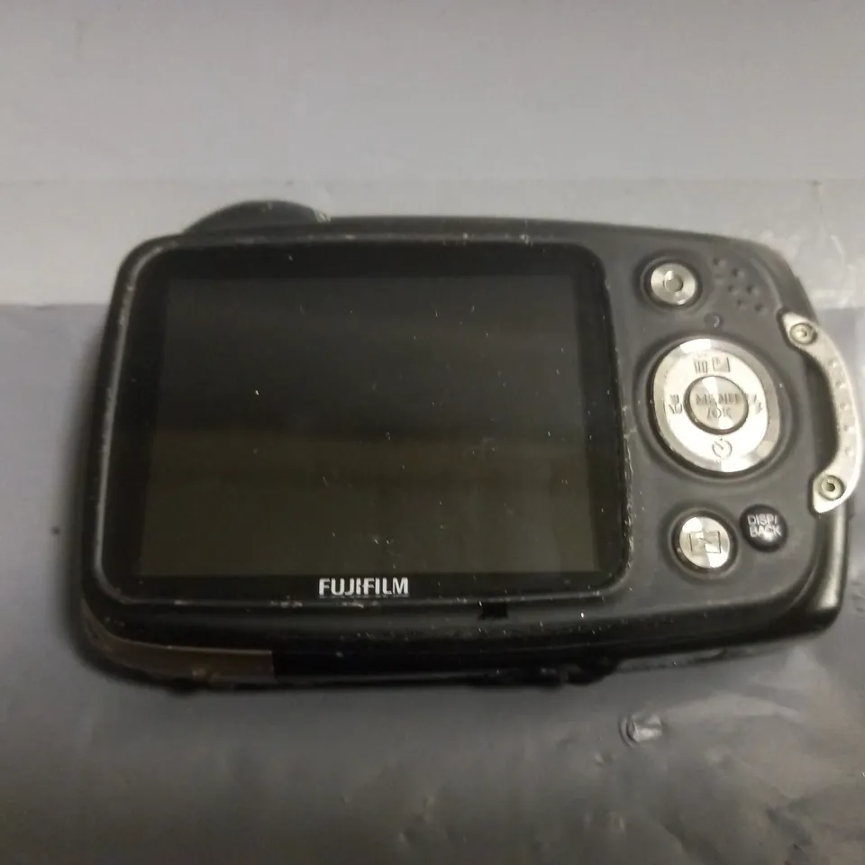 FUJIFILM FINEPIX XP30