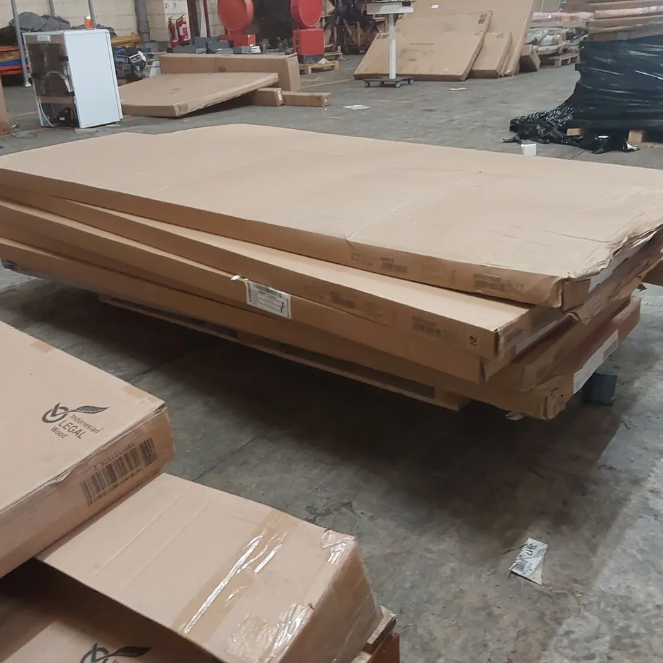 PALLET OF ASSORTED FURNITURE PARTS 