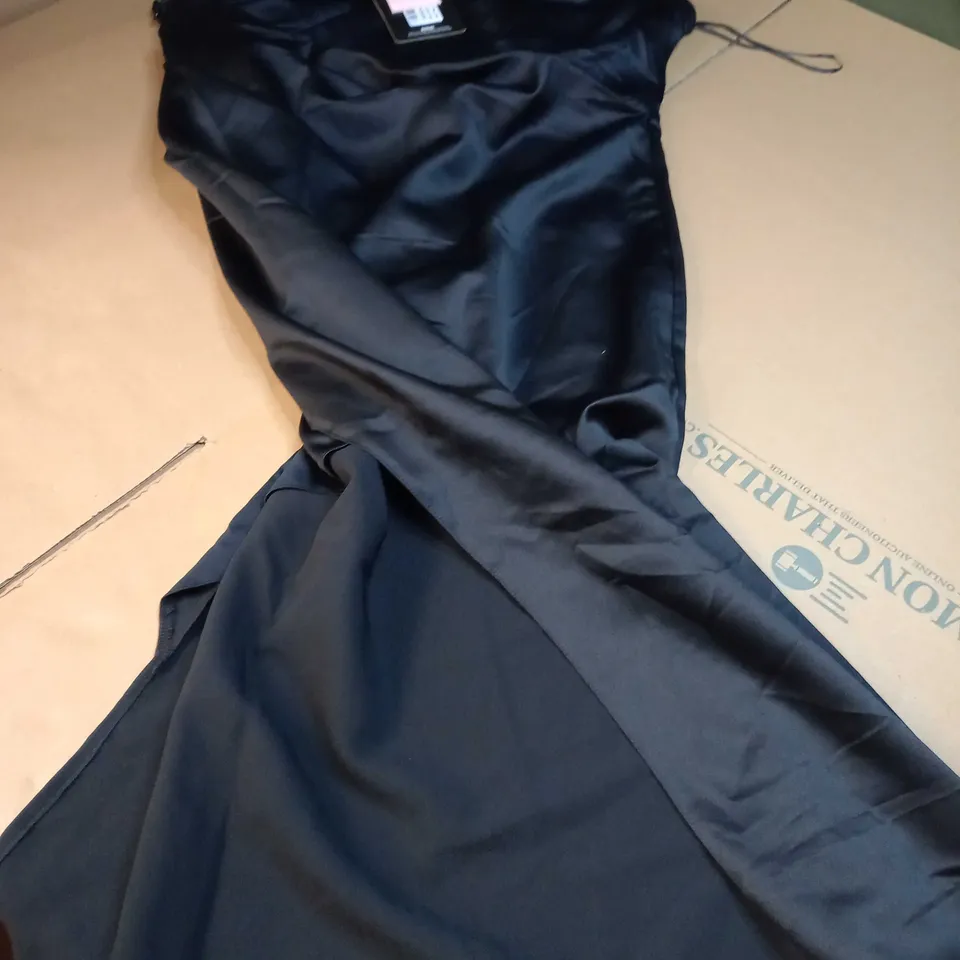 PLT BLACK SATIN ONE SHOULDER PLEAT DETAIL MIDI DRESS - SIZE 16