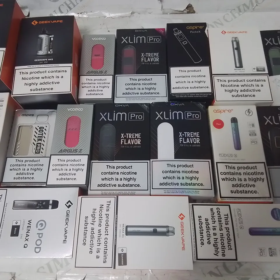 LOT OF ASSORTED E-CIGS AND PARTS TO INCLUDE VAPORESSO, GEEKVAPE AND ASPIRE